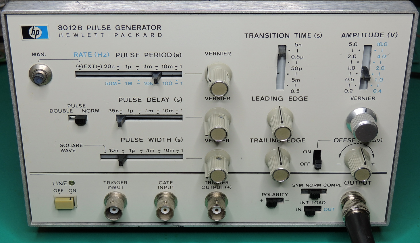 Hewlett Packard 8012B Pulse Generator - Barbouri's Electronics